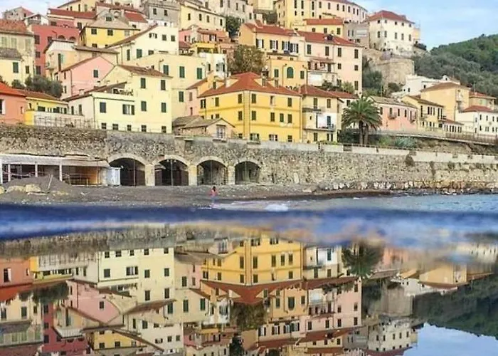 Casa Rolando Feriehus Dolcedo